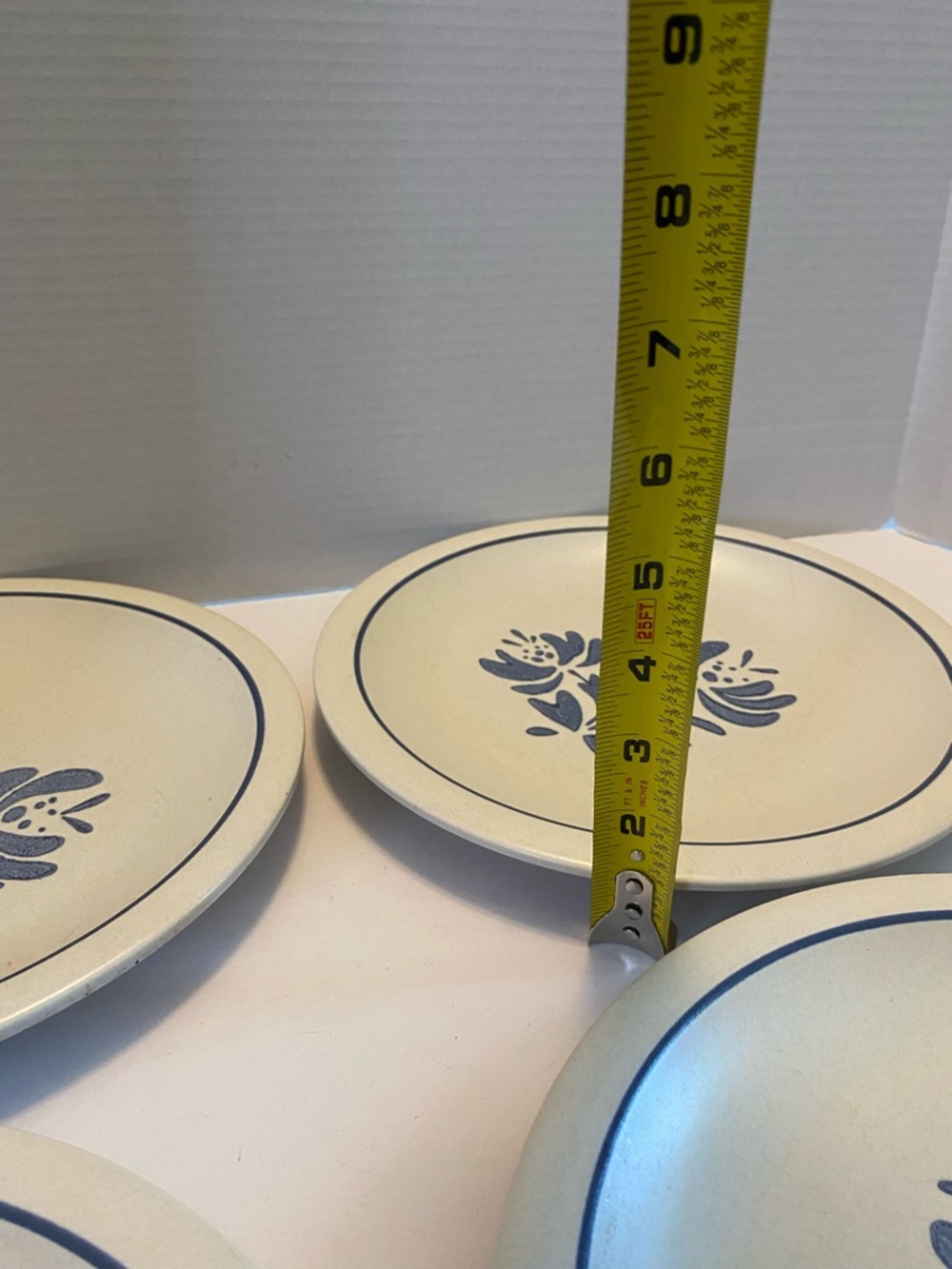 Pfaltzgraff Yorktowne Dinner Plate Blue Flower Made in USA 10 1/4" Vtg Set Of 4 - Picture 8 of 10